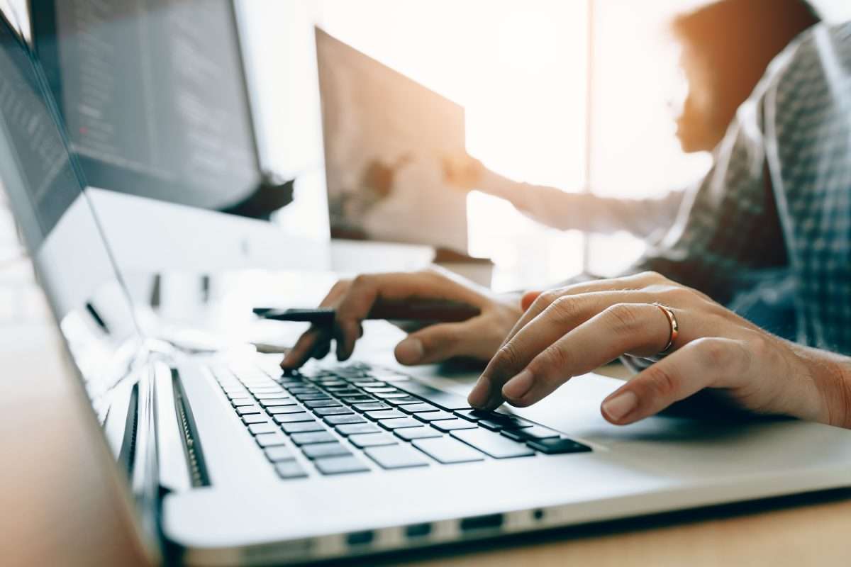 A lawyer’s optimized website for generating car accident leads, showcasing a responsive design, trust elements, and high-intent keywords for better conversions.